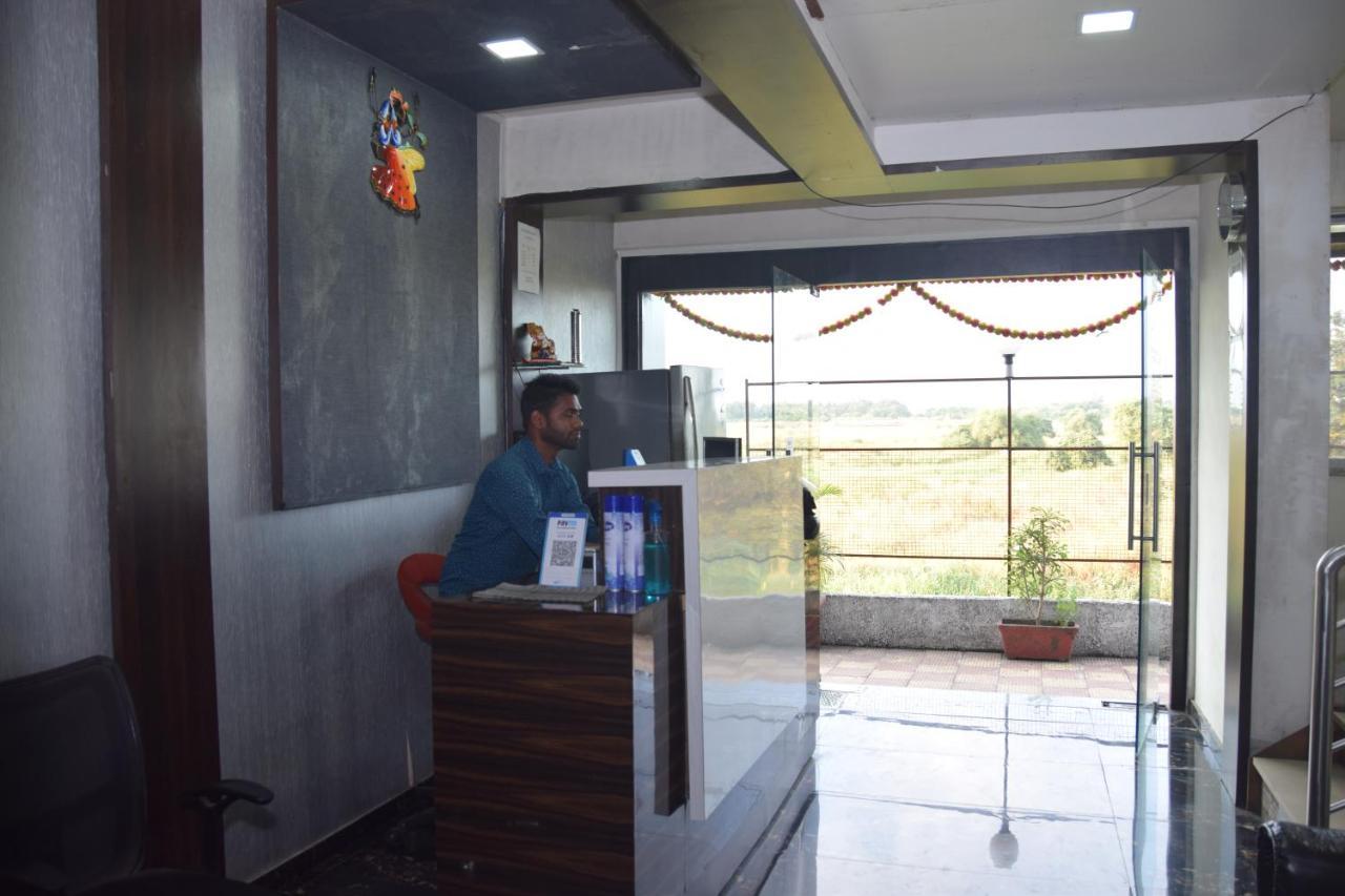 Hotel Riviera Residency Thane Buitenkant foto