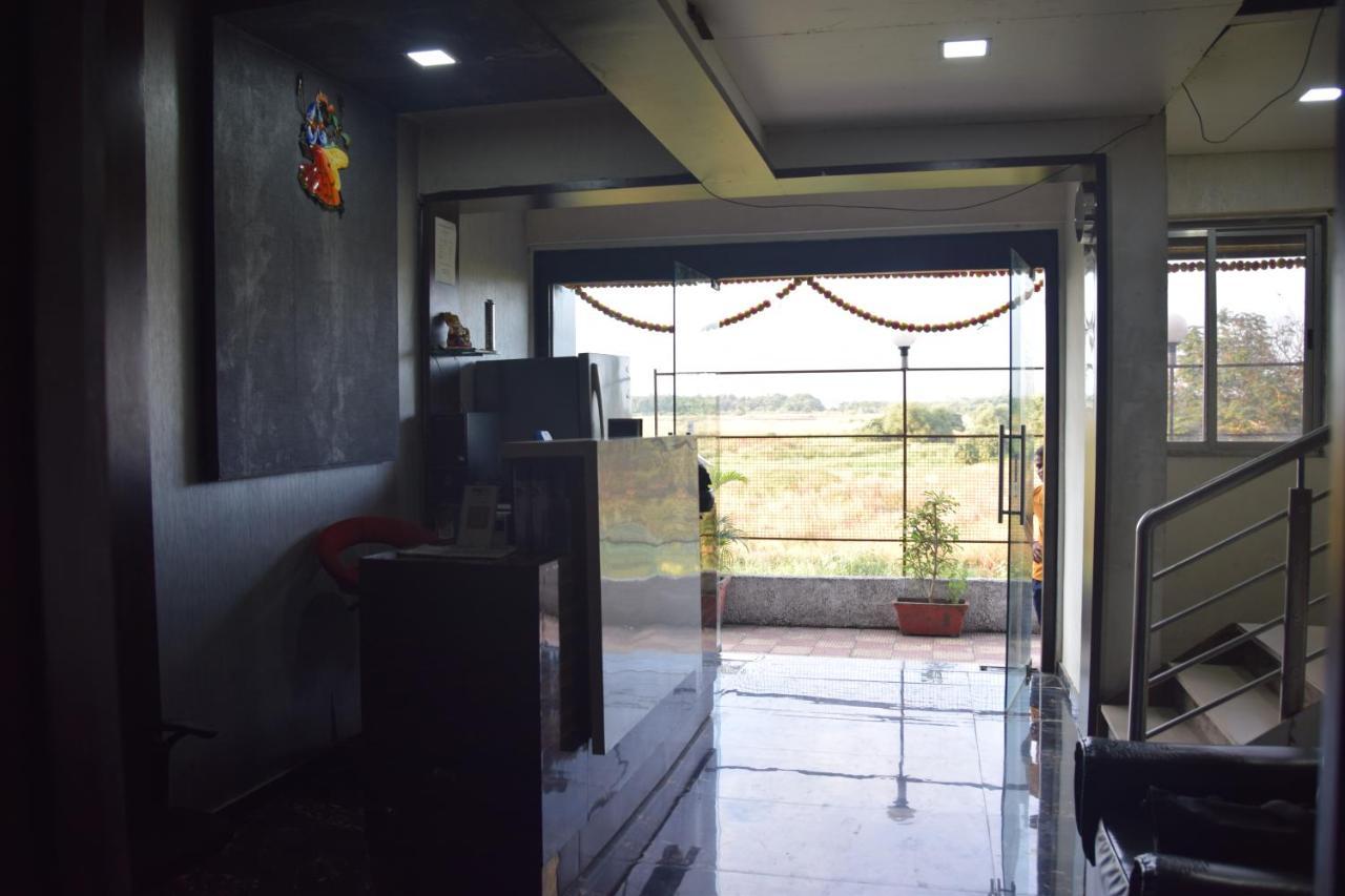 Hotel Riviera Residency Thane Buitenkant foto