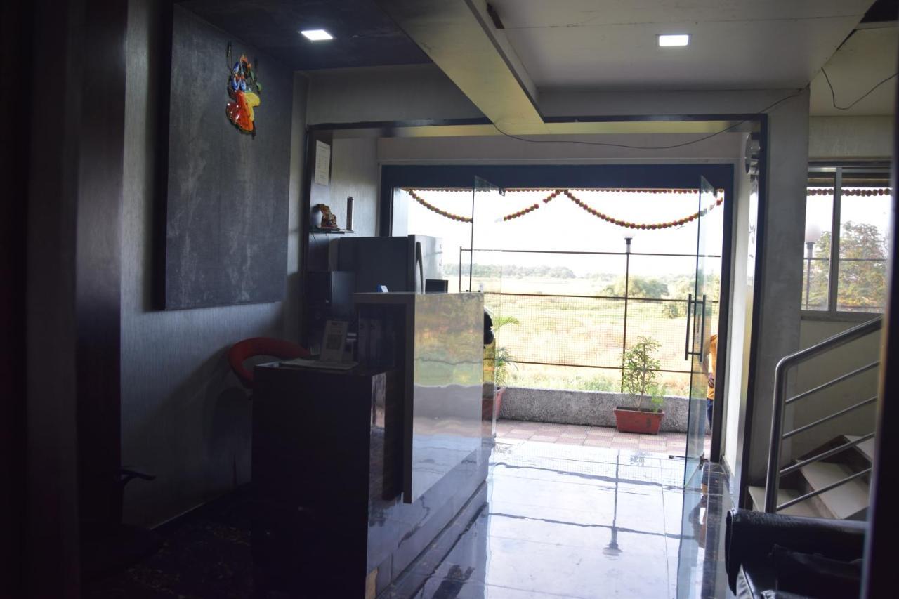 Hotel Riviera Residency Thane Buitenkant foto